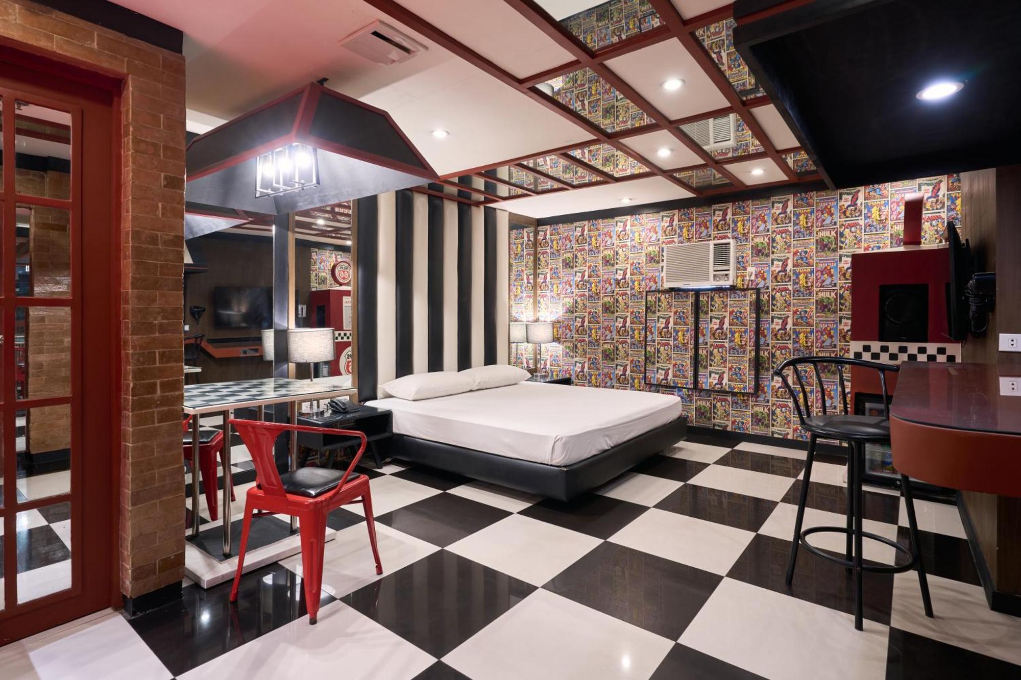 Hotel Victoria Court Malabon Valenzuela Esterno foto